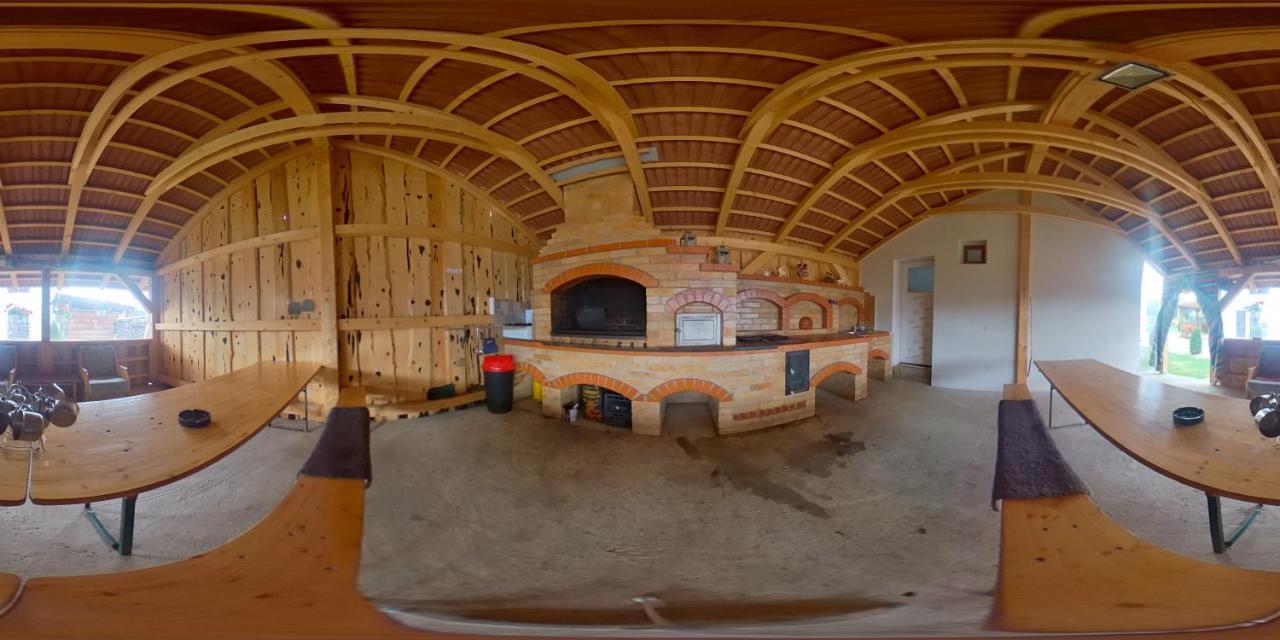 Pensiunea Maya Sîmbăta de Sus Exterior foto