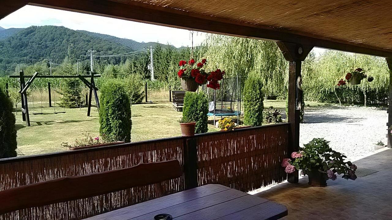 Pensiunea Maya Sîmbăta de Sus Exterior foto